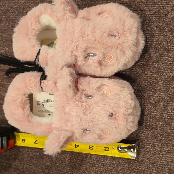 THEREABOUTS GIRLS PINK BUNNY SLIPPERS WITH A LITTLE SPARKLE SIZE 9/10 - Picture 7 of 10